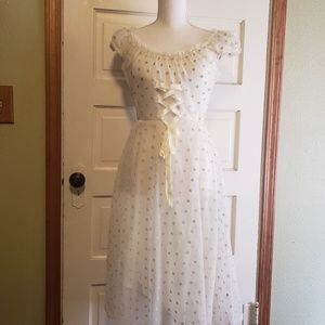 (SOLD) 1950's Odette Barsa Nightgown